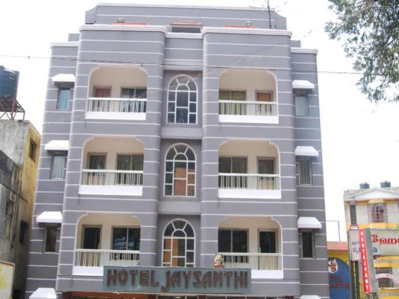 Hotel Jaysanthi Утакаманд Экстерьер фото