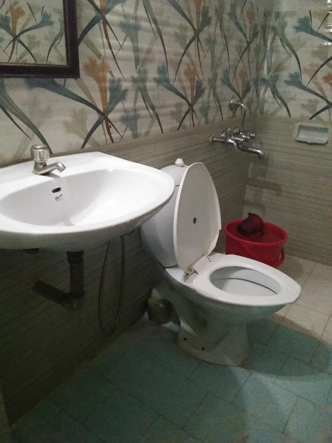Hotel Jaysanthi Утакаманд Экстерьер фото