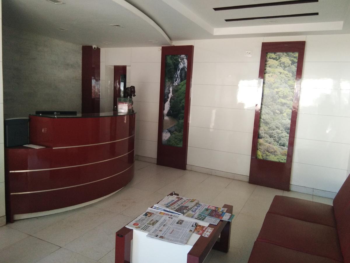 Hotel Jaysanthi Утакаманд Экстерьер фото